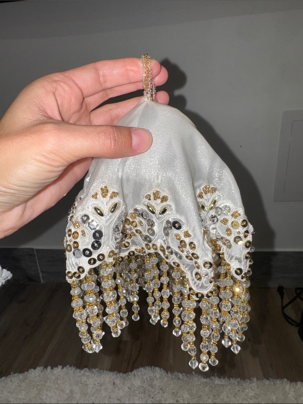 Embellished Beaded Mindil Women’s Accessory - White & Gold